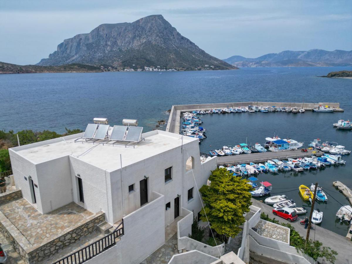 Pelagos Seafront Accommodation - George Myrties Exterior foto