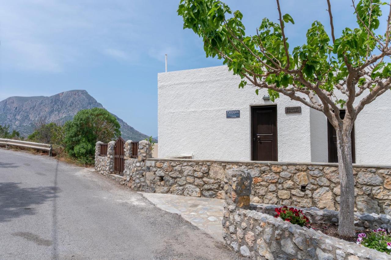 Pelagos Seafront Accommodation - George Myrties Exterior foto