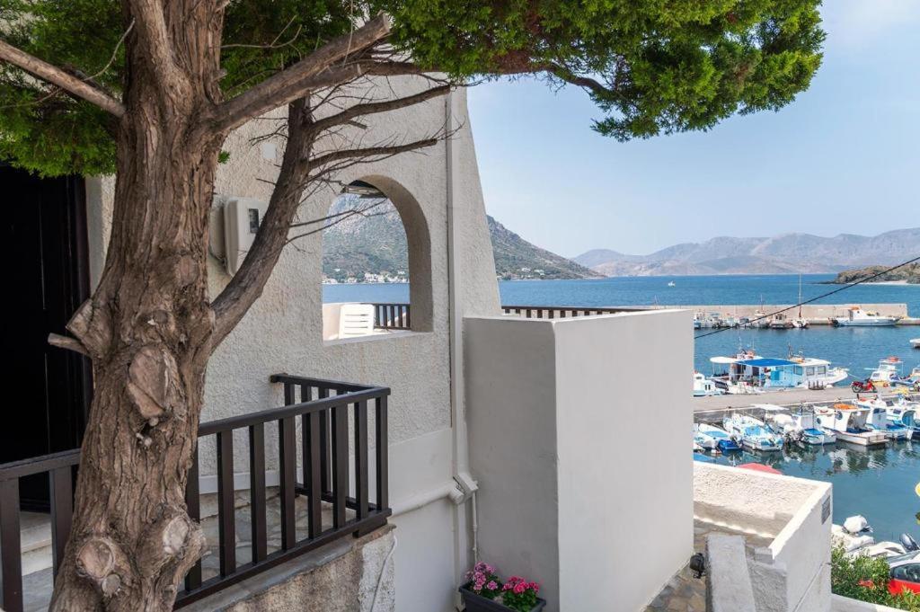 Pelagos Seafront Accommodation - George Myrties Exterior foto