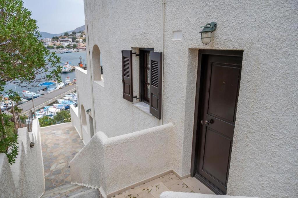 Pelagos Seafront Accommodation - George Myrties Exterior foto